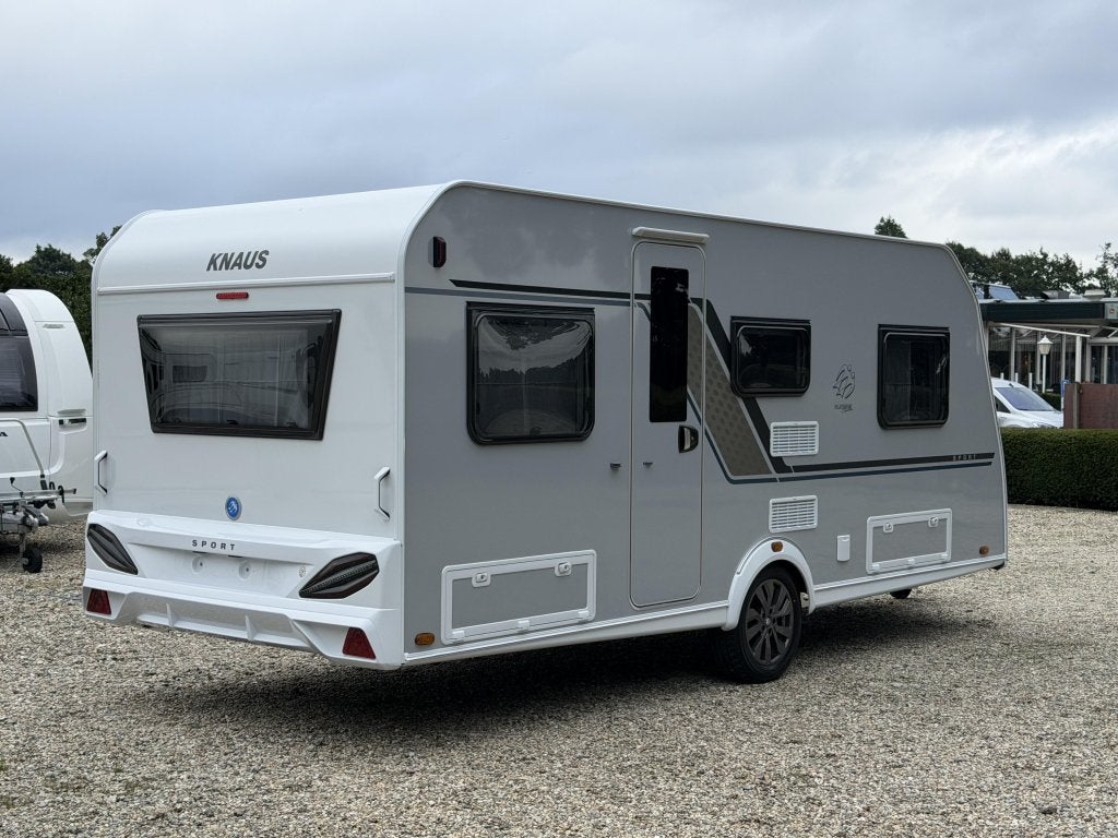 Knaus Sport Platinum 500 EU Model 2027, Caravans en Kamperen, Serviceluik, Standaardzit, Bedrijf, Knaus