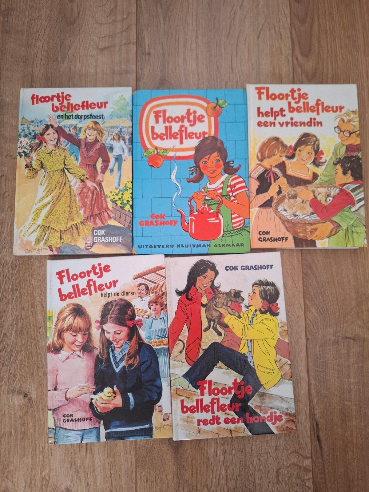5 Floortje Bellefleur boeken van Cok Grashoff, Ophalen of Verzenden, Gelezen, Cok Grashoff, Fictie algemeen