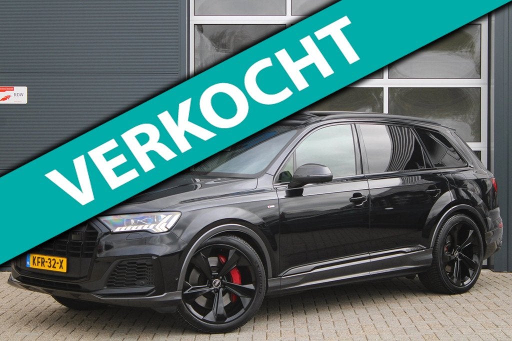 Audi Q7 60 TFSIe 462pk Quattro Competition S-Line | Pano | R, Auto's, Audi, Automaat, Gebruikt, Zwart, 2995 cc