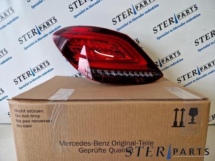 Achterlicht links van een Mercedes C-Klasse, 12 maanden garantie, -, Nieuw, Ophalen of Verzenden