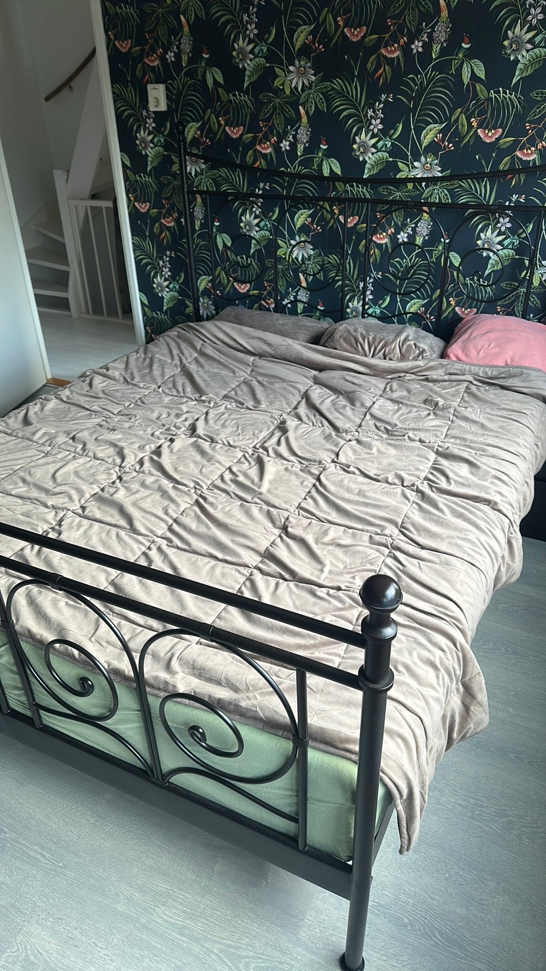 Tweepersoonsbed ikea, ophalen in Benthuizen, Huis en Inrichting, Ophalen, Gebruikt, Zwart, Tweepersoons