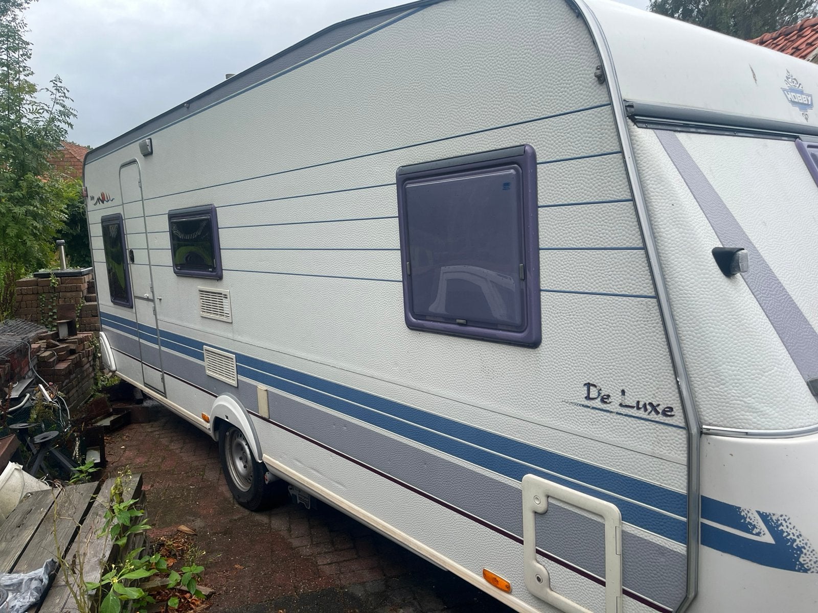 Caravan Hobby 560 KMFe De Luxe, 6 persoons, Caravans en Kamperen, Mover, Rondzit, Hobby, Particulier