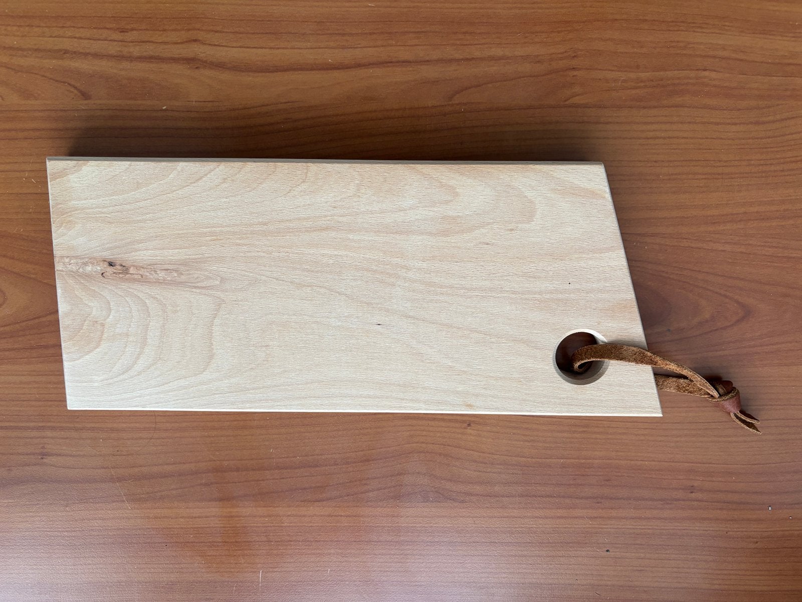 Borrelplank nieuw met leren koord, Hout, Snij-/serveerplank, Nieuw, Ophalen of Verzenden