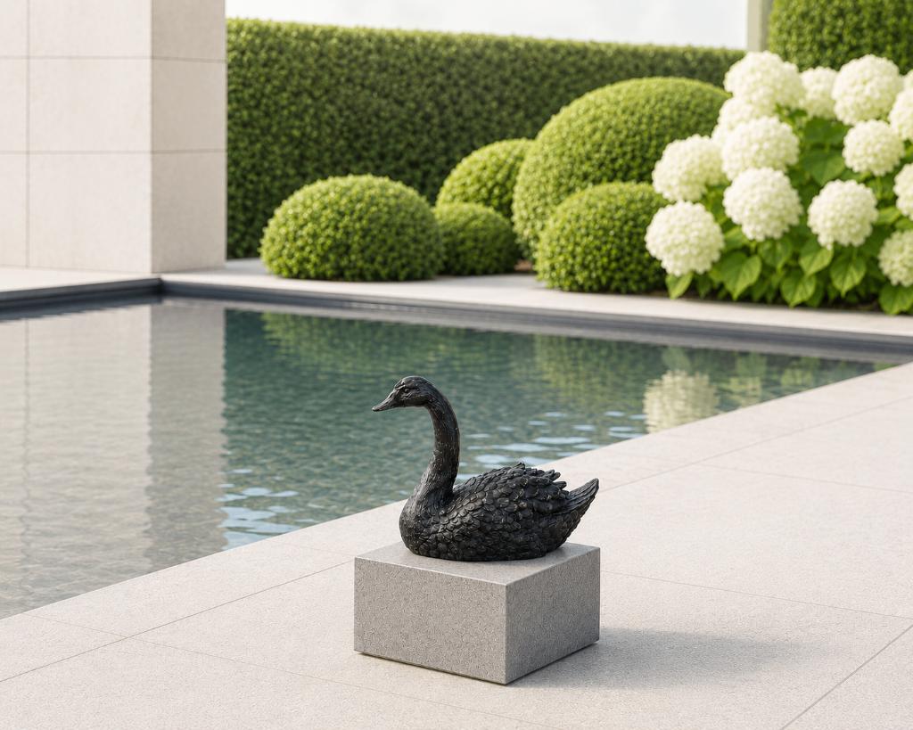 ZWAAN / bronzen tuinbeeld, Dierenbeeld, Nieuw, Info@huisentuindecoratiemarie.nl, Huis en tuin decoratie marie