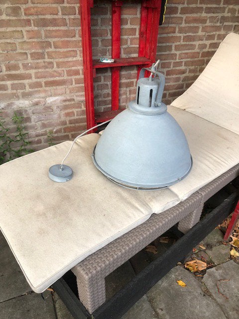 Gave grijze hanglamp, Huis en Inrichting, Ophalen, Zo goed als nieuw