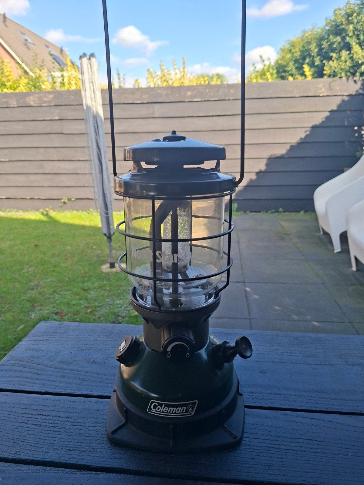 Coleman Northstar Benzine Lantaarn - Perfect voor Kamperen, Ophalen, Gebruikt