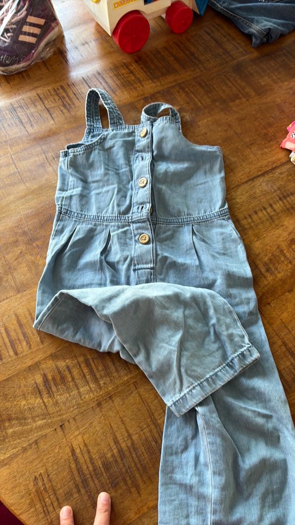 Jumpsuit dunne stof maat 104, Ophalen of Verzenden, Zo goed als nieuw