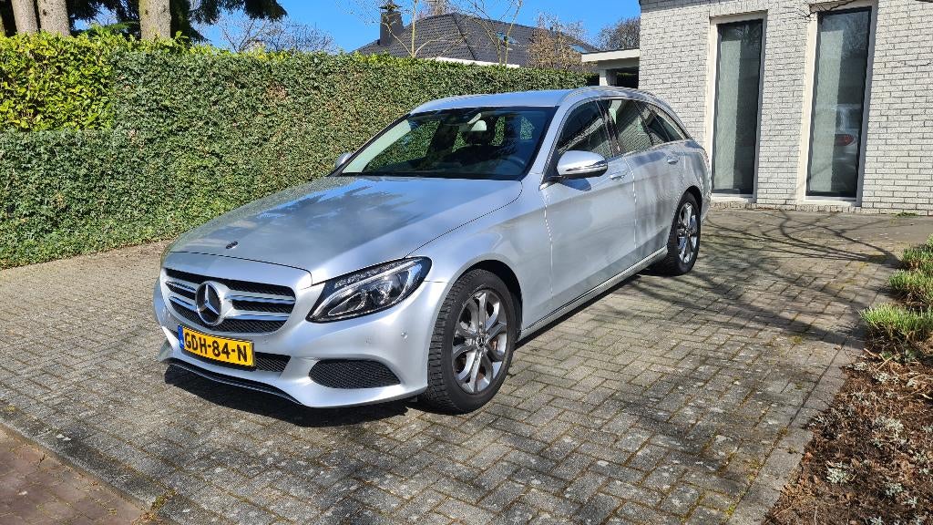 Mercedes-Benz C-Klasse C180, Avantgarde, LED, NAVI, PARK, Achterwielaandrijving, Leder en Stof, 1595 cc, Stationwagon