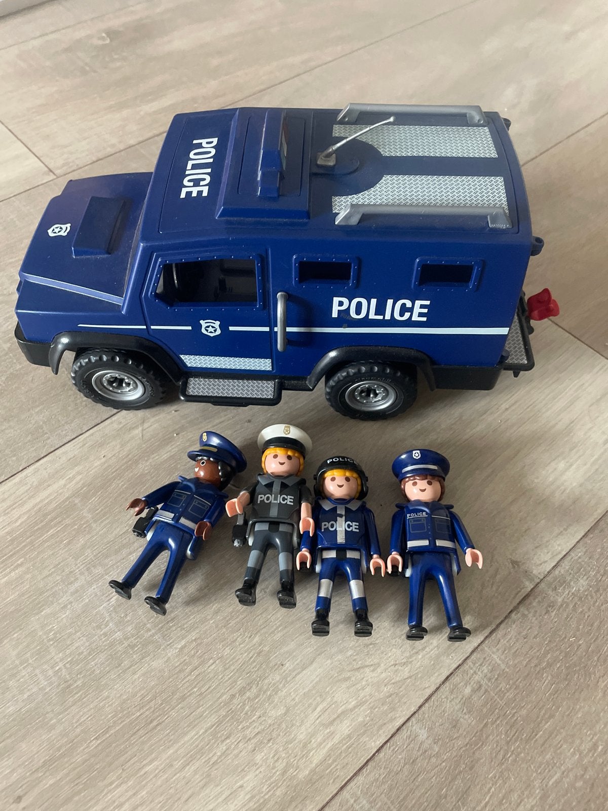 Playmobil Politiebus met 4 agenten, Ophalen of Verzenden, Zo goed als nieuw, Jongen of Meisje