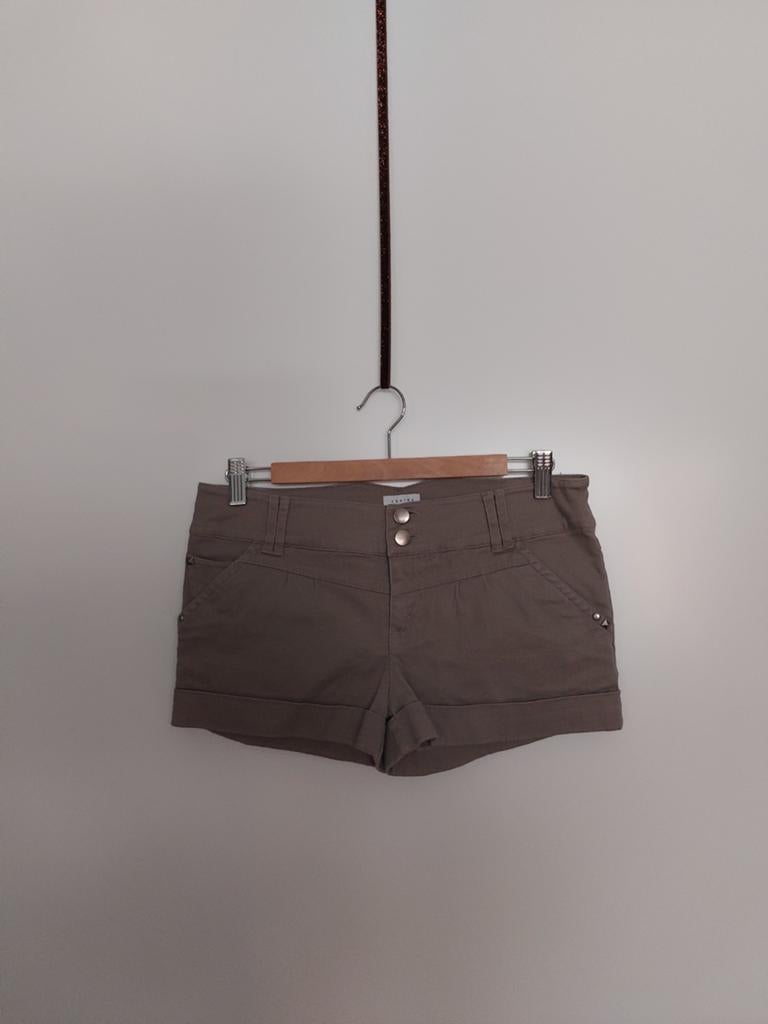 Costes short maat S z.g.a.n., Kleding | Dames, Broeken en Pantalons, Kort, Beige, Ophalen of Verzenden, Zo goed als nieuw