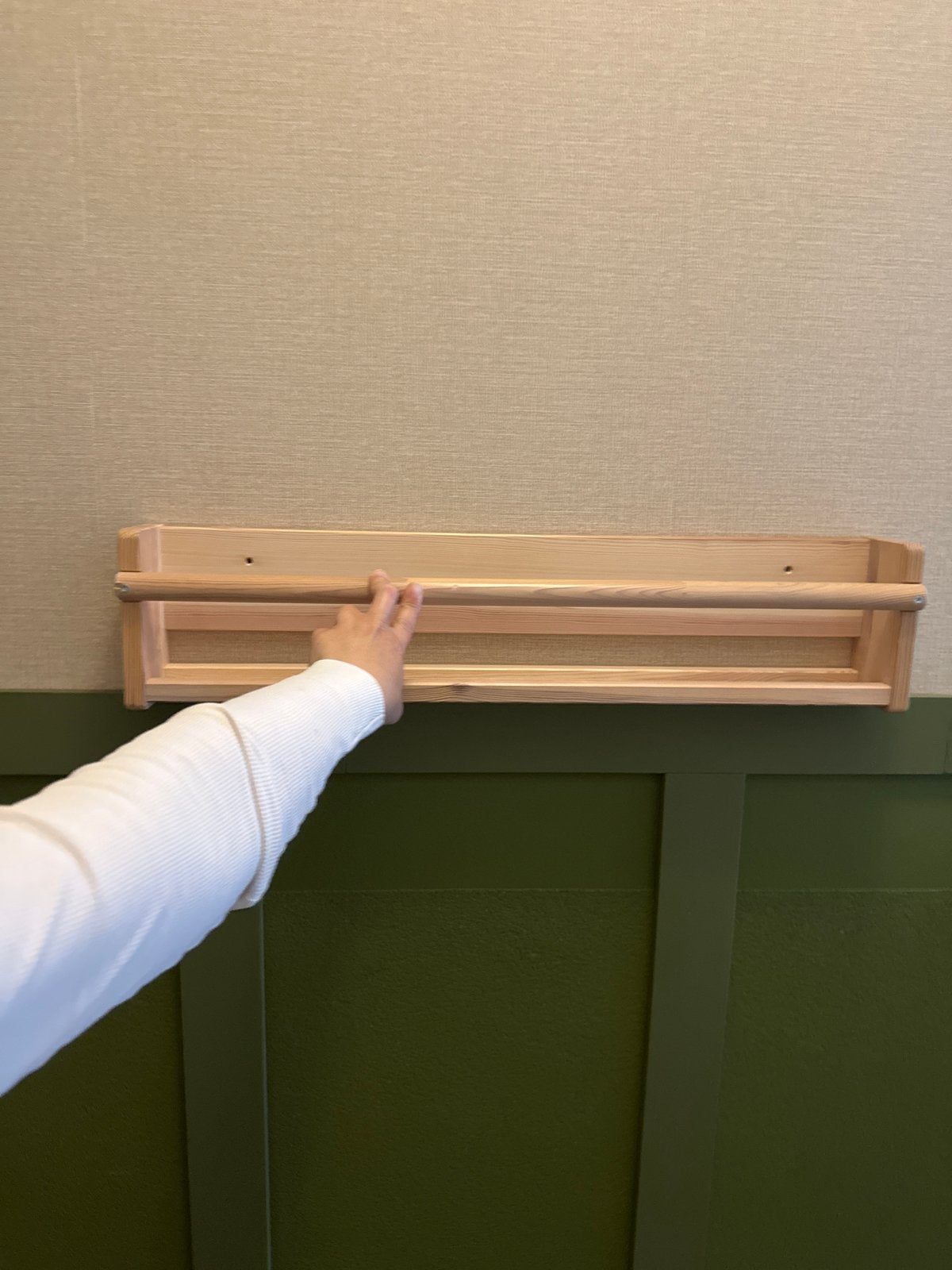 IKEA FLISAT Wandopberger / Boekenrek - Hout, Ophalen, Zo goed als nieuw