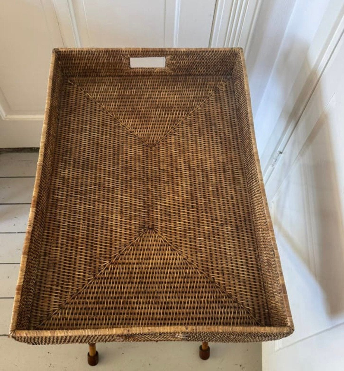 Antiek Birma riet rotan inklapbaar bijzet tafeltje, Huis en Inrichting, Woonaccessoires | Dienbladen, Ophalen of Verzenden, Gebruikt