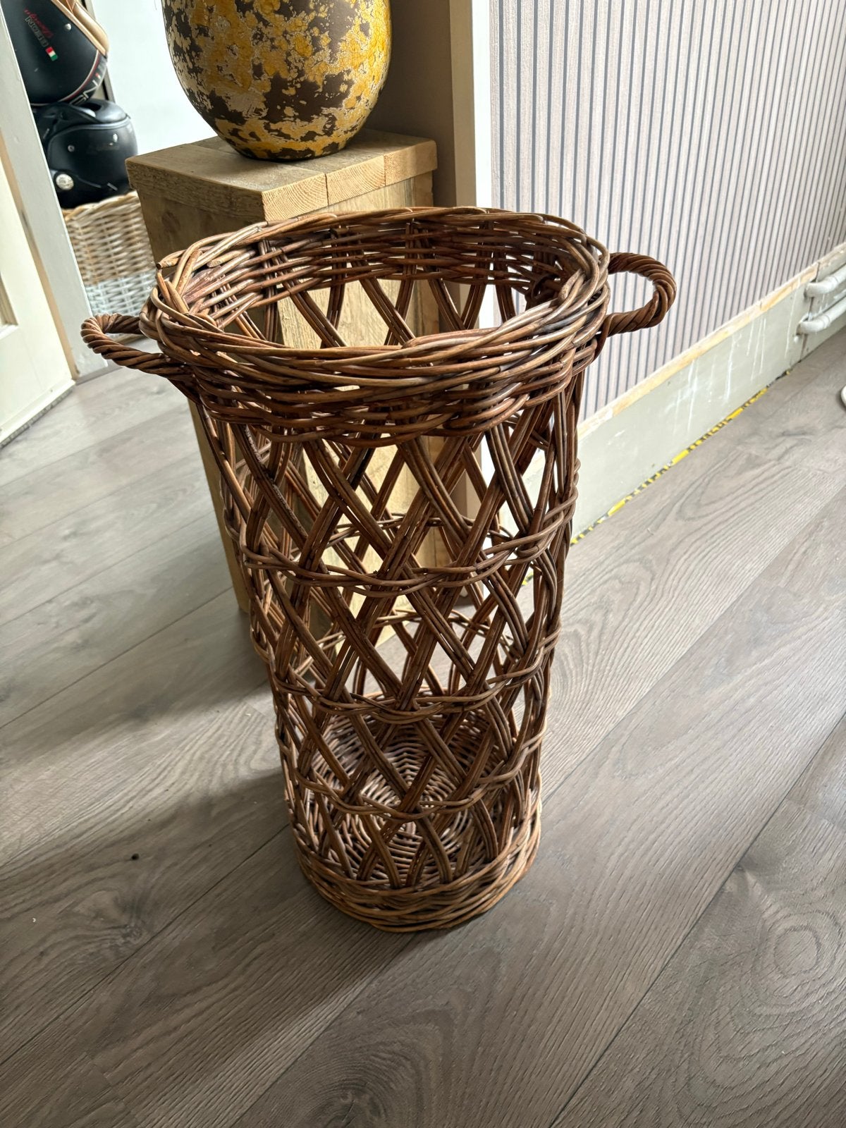 Rieten paraplubak - 60 cm hoog, 30 cm rond, Ophalen of Verzenden, Gebruikt, Riet