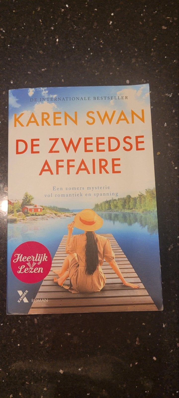 De Zweedse Affaire - Karen Swan (Roman), Boeken, Ophalen of Verzenden, Gelezen, Karen Swan, Nederland