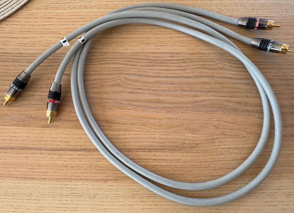 Monster m350i RCA interlink kabel 1meter, Ophalen of Verzenden, Gebruikt, Minder dan 2 meter, Interlink-kabel