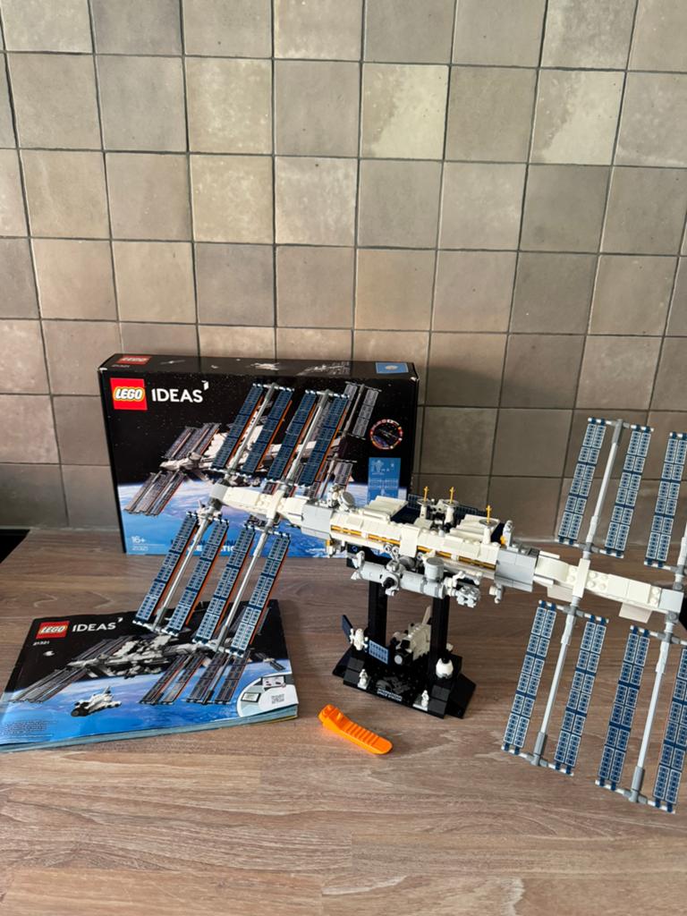 Lego Ideas International Space Station (21321), Compleet, Lego, Ophalen of Verzenden, Complete set