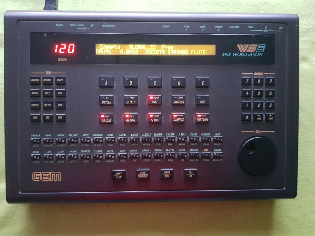 Gem WS2 midi expander compleet met kabels, Muziek en Instrumenten, Ophalen, Gebruikt