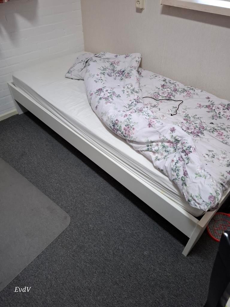 Houten bed