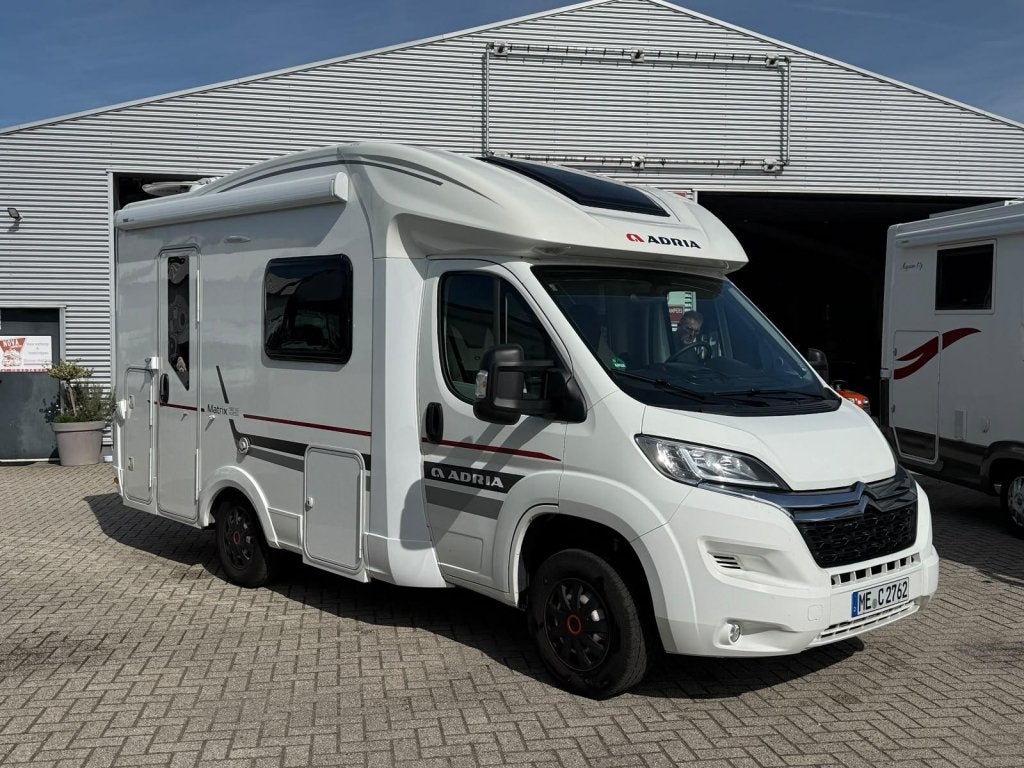 ADRIA MATRIX 599 CM COMPACT 2017 45000KM, Caravans en Kamperen, Bedrijf, Adria, Overige merken, 5 tot 6 meter