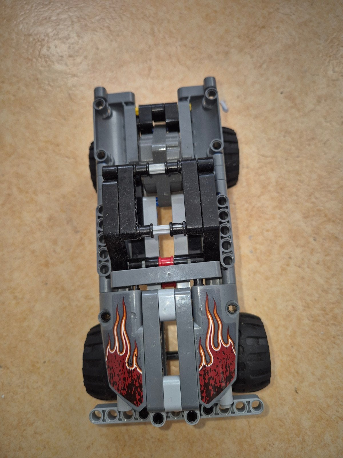 Lego Technic 42090 - Vrachtwagen met vlammen, Gebruikt, Lego, Ophalen of Verzenden, Technic