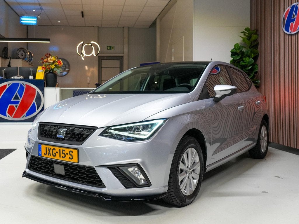 SEAT Ibiza 1.0 MPI Reference |VOL!|stoelvrm|clima|carplay|pa, Auto's, Voorwielaandrijving, 12 maanden, Stof, Gebruikt