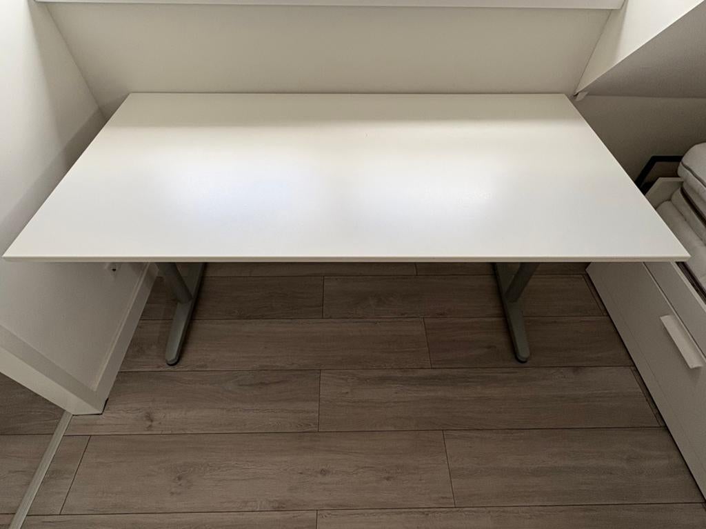 Bureau 160x80, Ophalen, 160 cm, Gebruikt, In hoogte verstelbaar