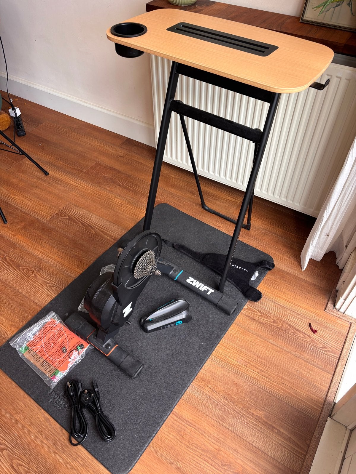 Zwift hub trainer set incl accessoires, Ophalen, Overige typen, Zo goed als nieuw, Metaal