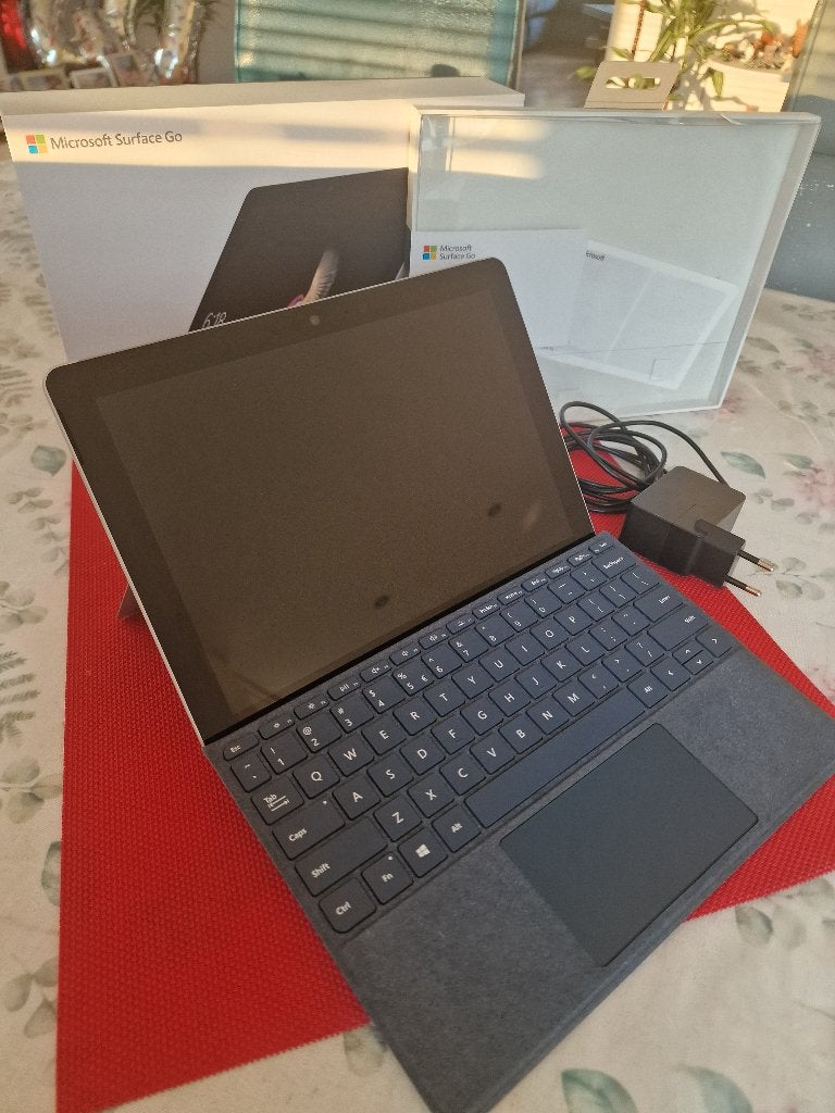 Microsoft Surface Go + Type Cover, Gebruikt, Go, Microsoft Surface, 128 GB