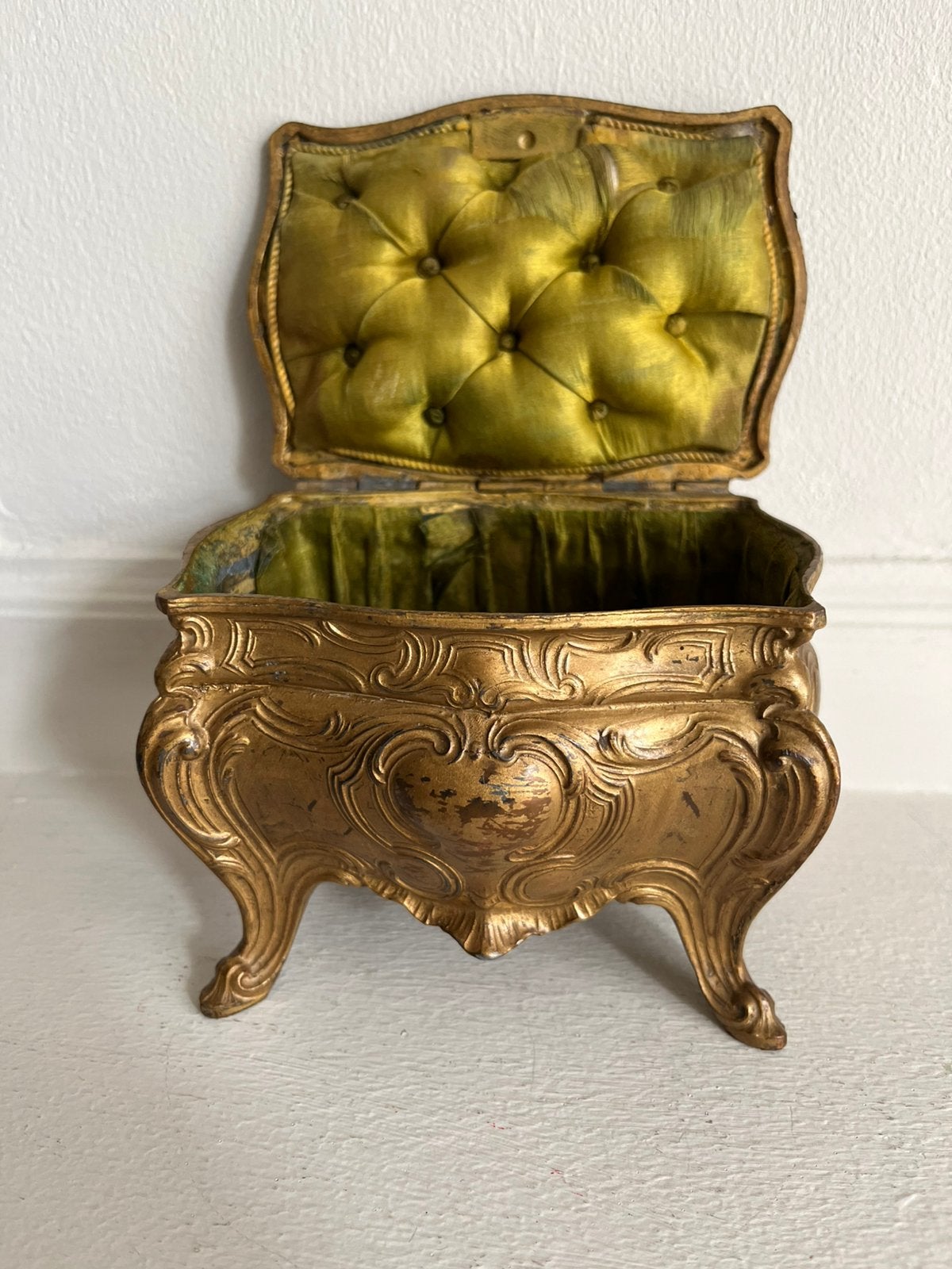 Antiek bronzen sieradenkistje, Ophalen of Verzenden