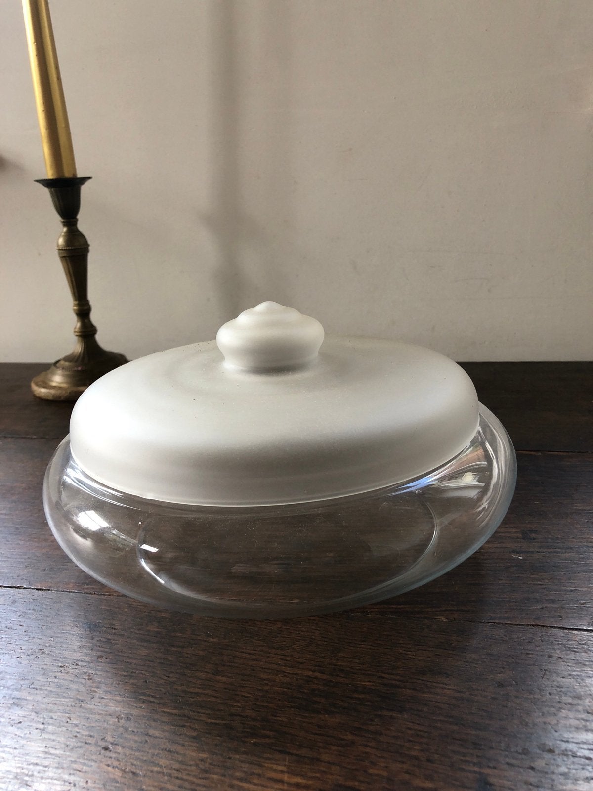 Glazen schaal met matte deksel - Leerdam design, Antiek en Kunst, Ophalen of Verzenden