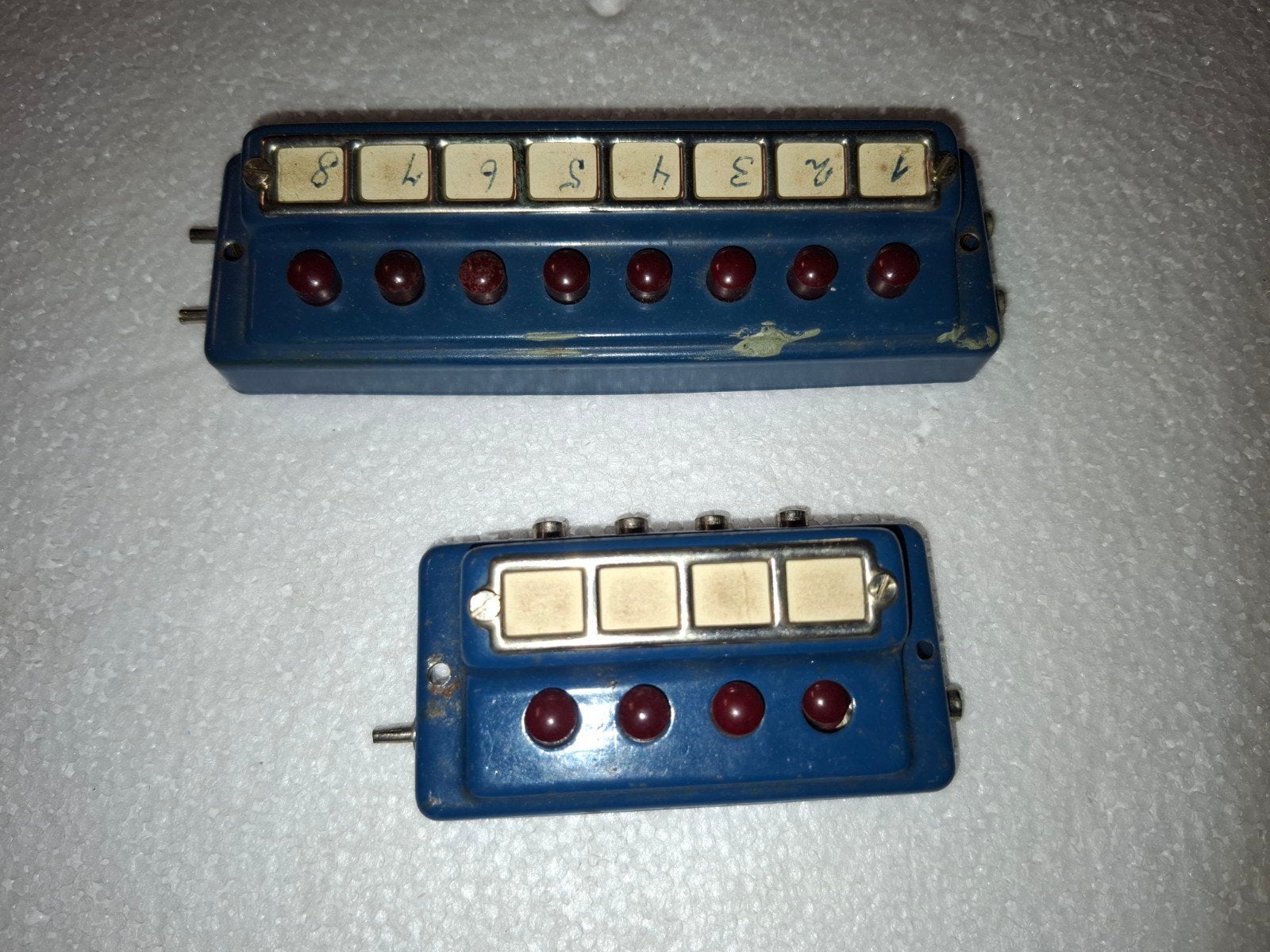 2st oude marklin schakelaars, Gebruikt, Ophalen of Verzenden, Märklin, Transformator of Voeding