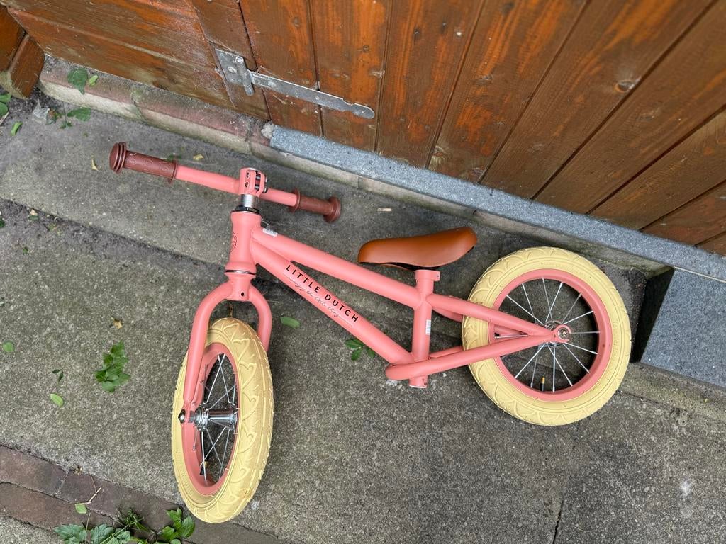 Little Dutch loopfiets roze, Ophalen, Zo goed als nieuw, 16 tot 20 inch