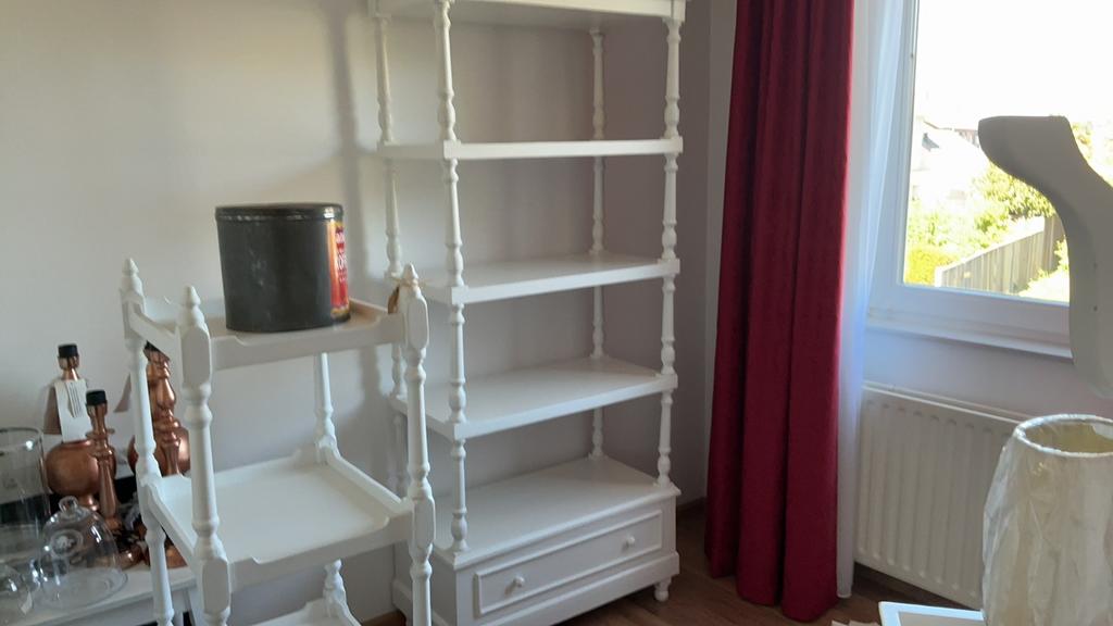 Witte kast van clair en Eef, Huis en Inrichting, Kasten | Vitrinekasten, Zo goed als nieuw, Minder dan 100 cm, 50 tot 100 cm, 25 tot 50 cm