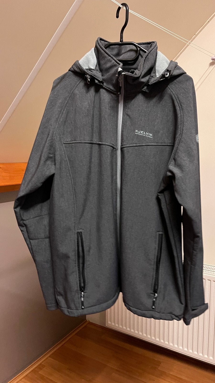 Jas heren donker grijs 3XL outdoor kjelvik, Ophalen of Verzenden, Zo goed als nieuw, Overige maten, Grijs