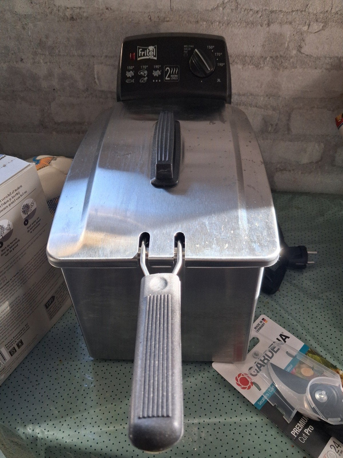 Fritel friteuse 3L, 2 tot 3 liter, Ophalen of Verzenden, Gebruikt, Uitneembare binnenpan