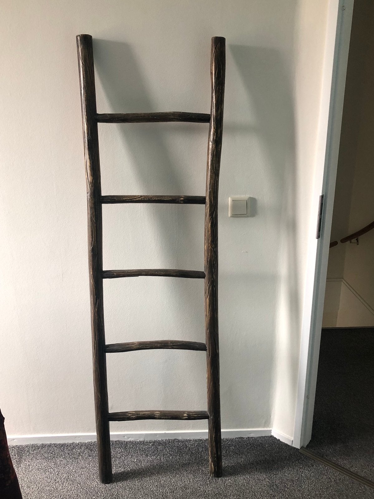 Luxe Teakhouten Decoratieladder met Houtsnijwerk – Groningen, Ophalen, Zo goed als nieuw, Ladder, Minder dan 2 meter