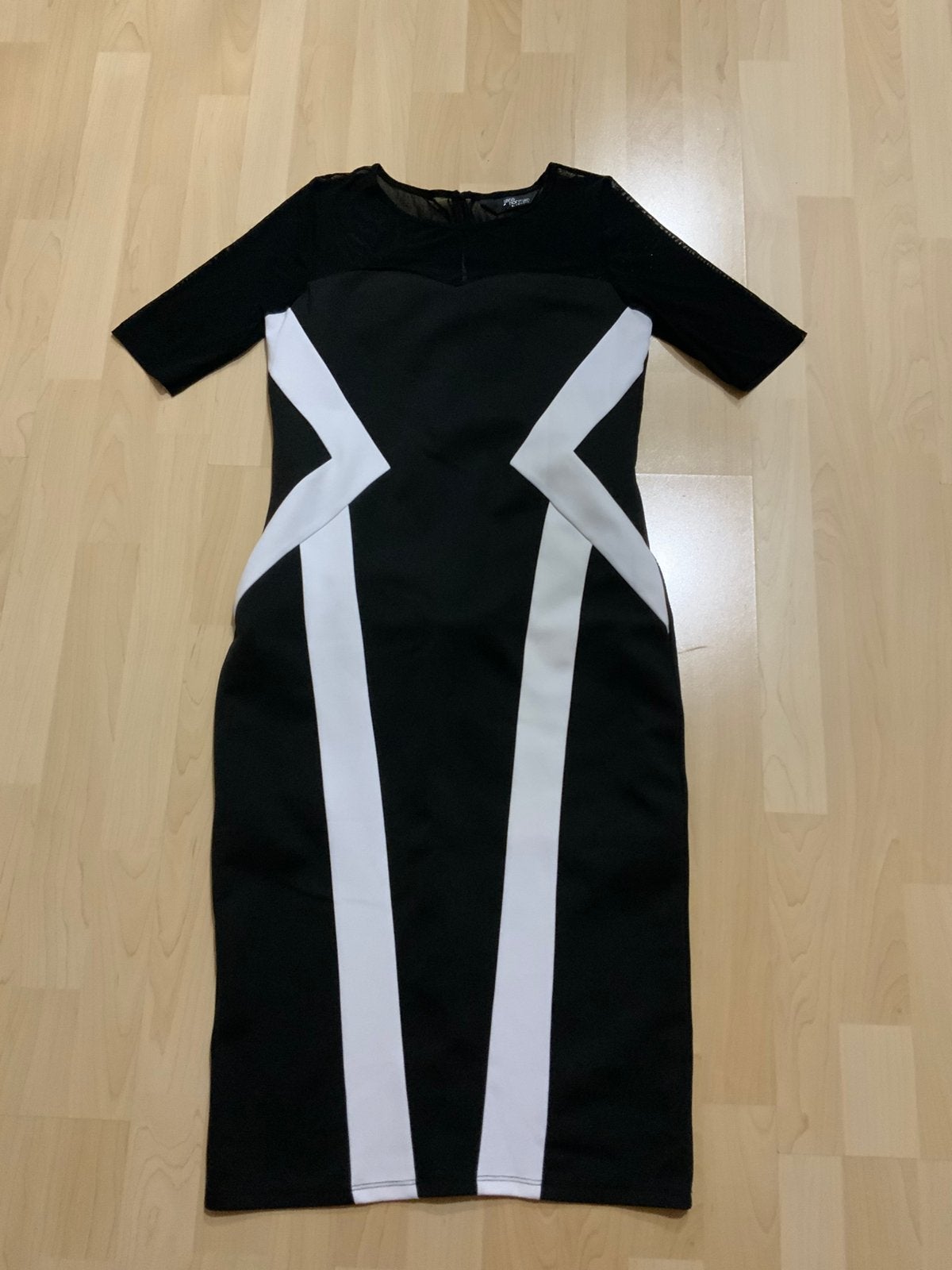 Jane Norman cocktailjurk zwart/wit mt l 40, Maat 38/40 (M), Zwart, Nieuw, Ophalen of Verzenden