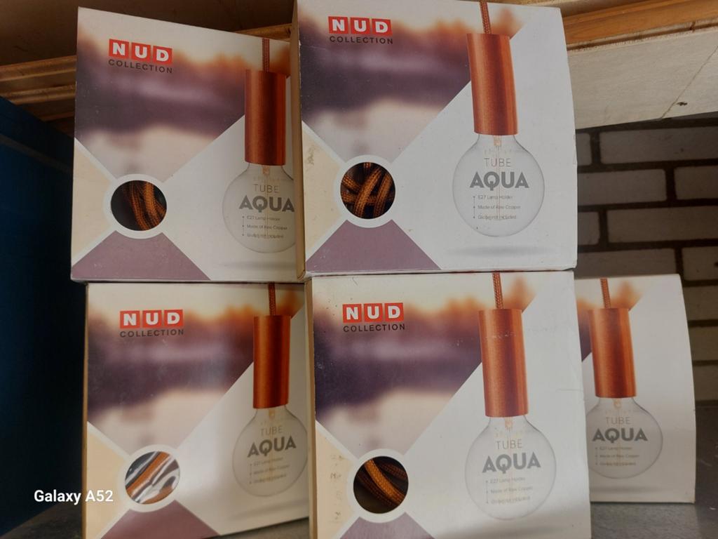 5 NUD Collection Tube Aqua E27 Pendels en 9 Lampen, Ophalen, Nieuw