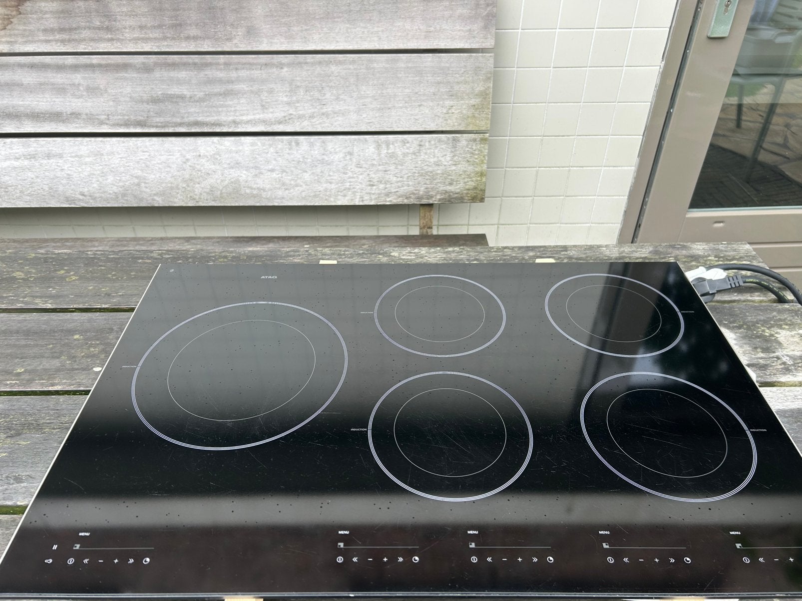 Atag inductiekookplaat 5 zones 80 cm breed, Witgoed en Apparatuur, Kookplaten, Ophalen, Gebruikt, Inbouw, Inductie