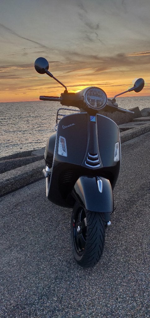 Vespa GTS 300 HPE, Scooter, Occasion, Particulier, Minimaal motorrijbewijs A2