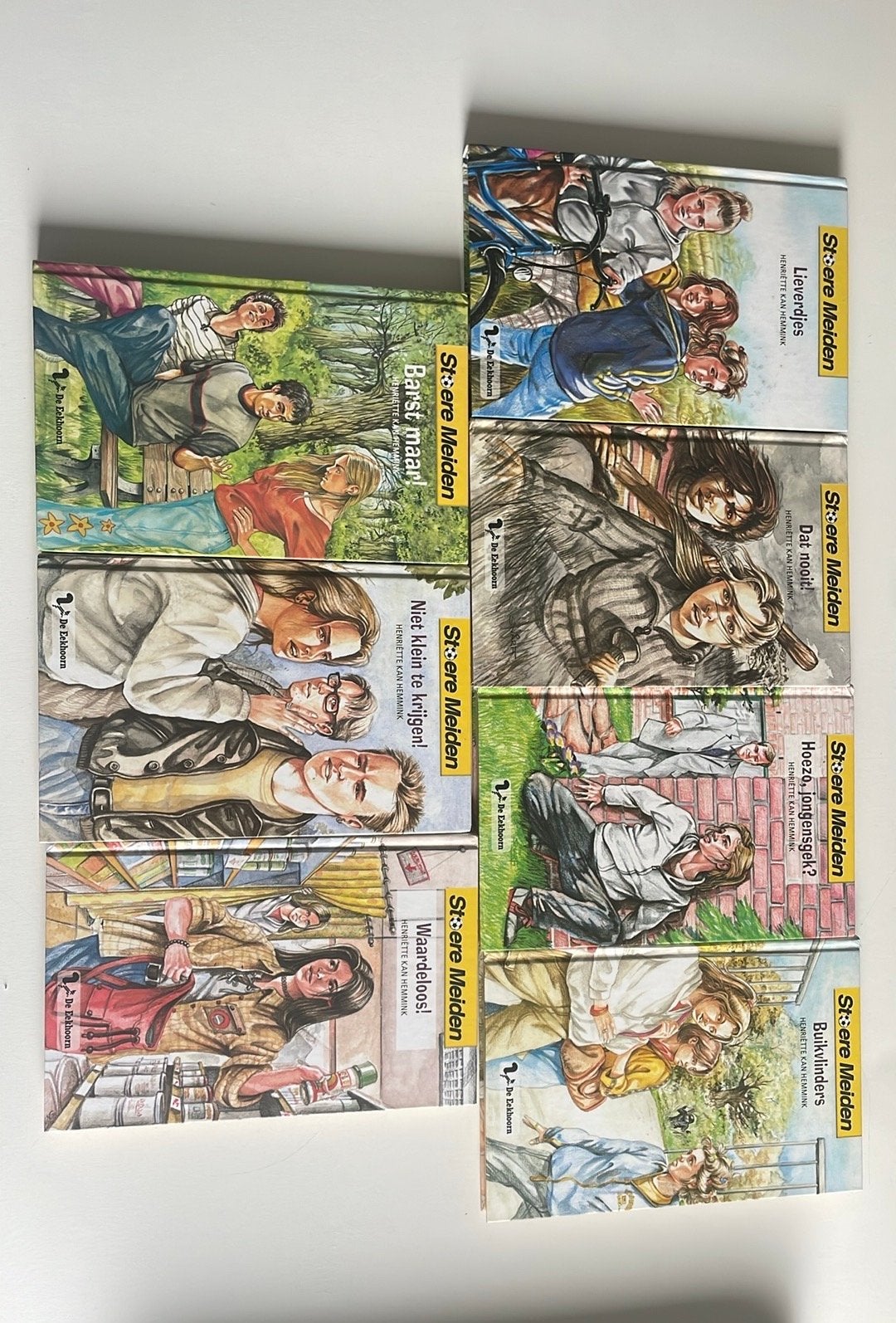 Stoeire Meiden boekenreeks - 7 delen - perfecte staat, Ophalen, Zo goed als nieuw, Fictie