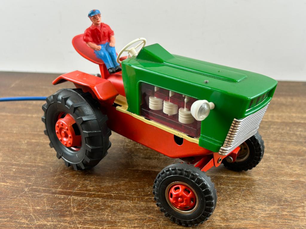 Gama Ford Tractor made in Western Germany, Antiek en Kunst, Antiek | Speelgoed, Ophalen of Verzenden