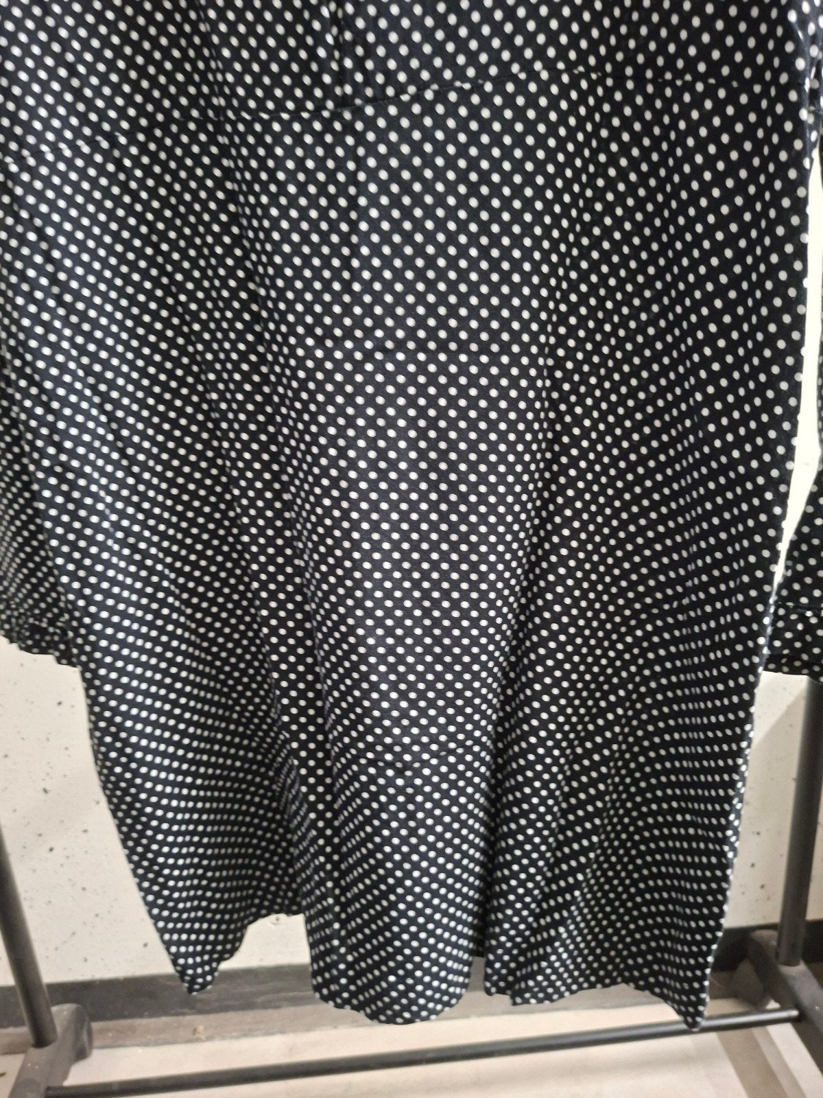 H&M Blouse Zwart met Witte Stippen - Maat 36, Kleding | Dames, Blouses en Tunieken, H&M, Zwart, Ophalen of Verzenden, Maat 36 (S)