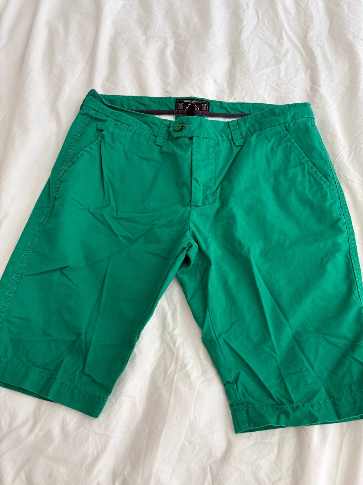 Falcon groene korte broek maat 164 nieuw, Ophalen of Verzenden, Nieuw, Jongen of Meisje, Broek