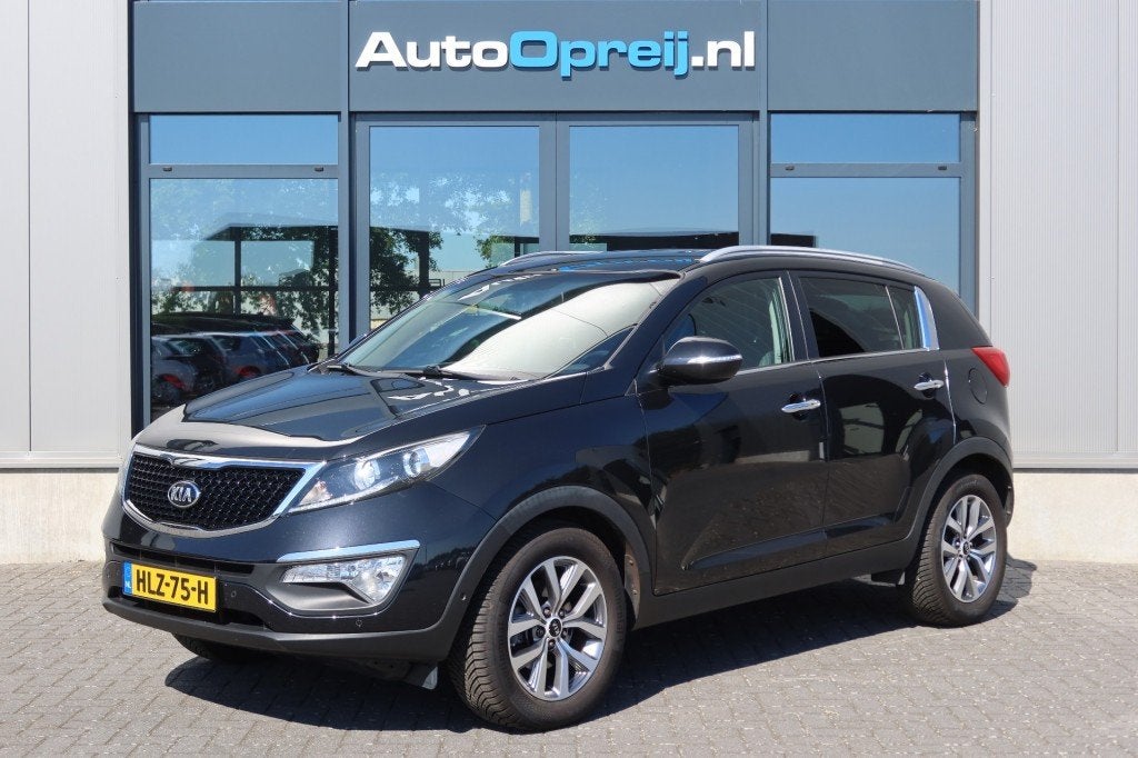 Kia SPORTAGE 1.6 GDI ExecutiveLine Clima, NAVI, Camera, Lede, Auto's, Kia, Voorwielaandrijving, 135 pk, Gebruikt, 4 cilinders