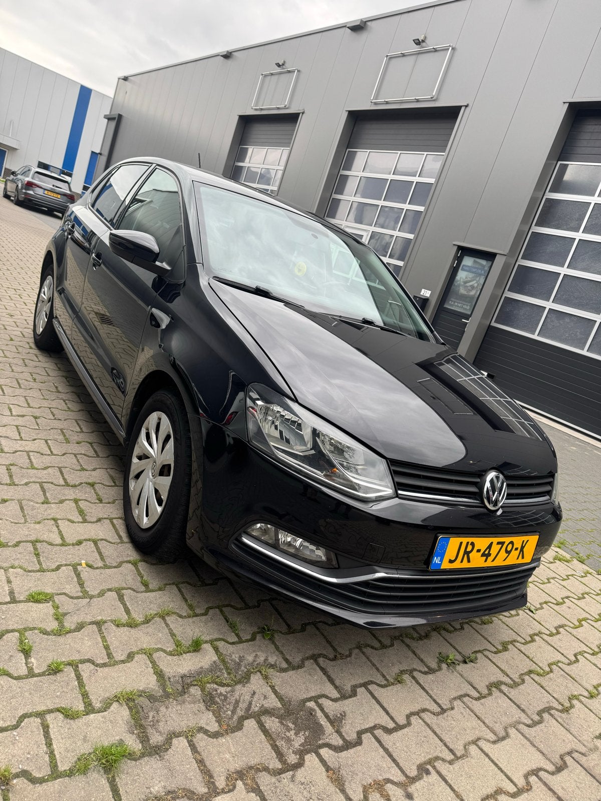 Volkswagen Polo 1.2 TSI 66KW 2015 Zwart, Auto's, 40 €/maand, 4 cilinders, Zwart, Bedrijf