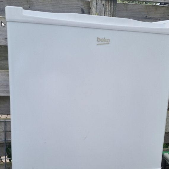 Beko mini koelkast 46 liter, Ophalen, Minder dan 85 cm, Nieuw, Minder dan 75 liter
