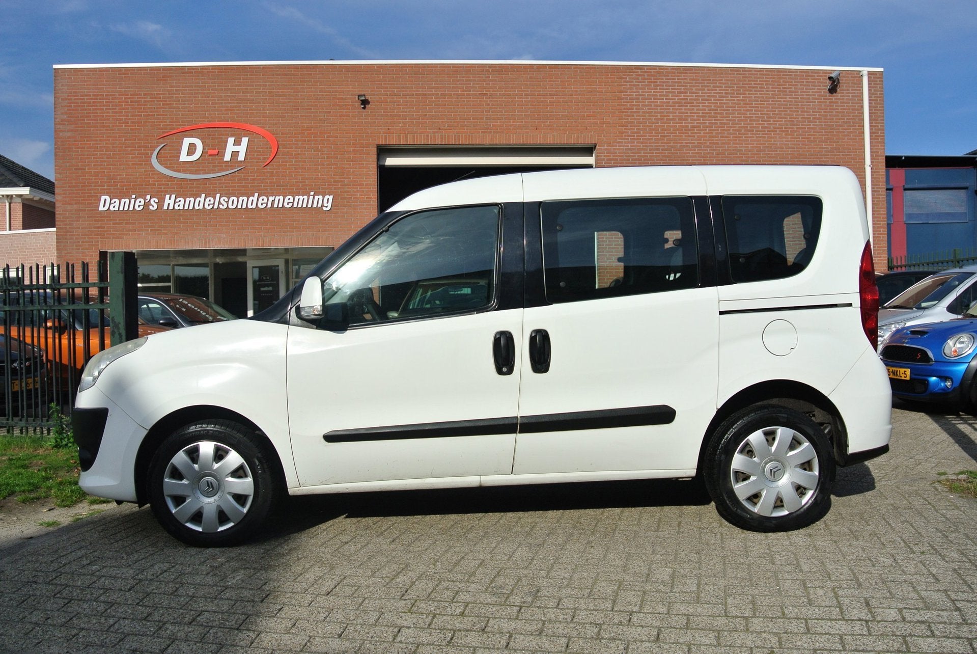 Fiat Doblò 1.4 Dynamic 7persoons inruil mogelijk nap, Auto's, Voorwielaandrijving, Gebruikt, Doblo, 7 stoelen
