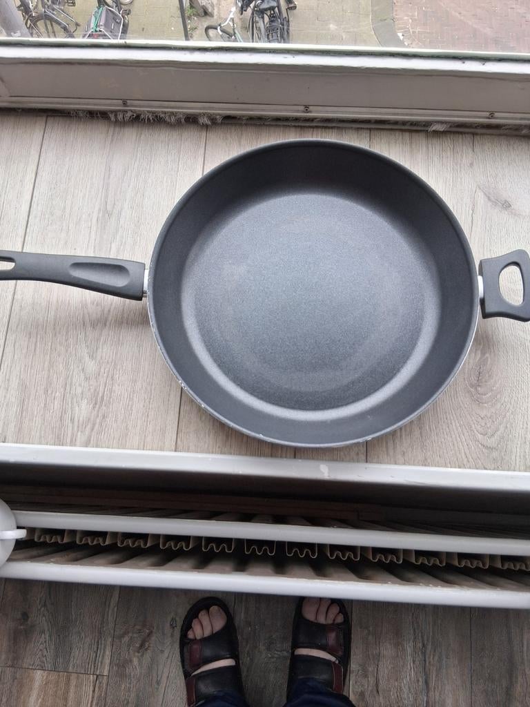 IKEA Koekenpan 25cm - Ideaal voor dagelijks gebruik, Ophalen, Gebruikt, Aluminium, Koekenpan of Braadpan