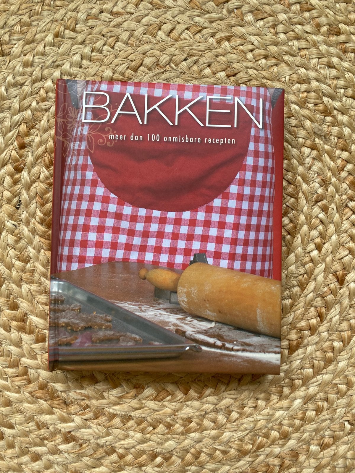 Bakboek (zoet en hartig), Ophalen of Verzenden, Zo goed als nieuw